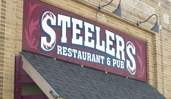 Steelers Restaurant & Pub
